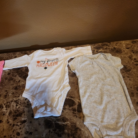 Carter's  Baby Girl 4Piece RANDOM Onesie & Pants For 3 Months - Picture 7 of 8